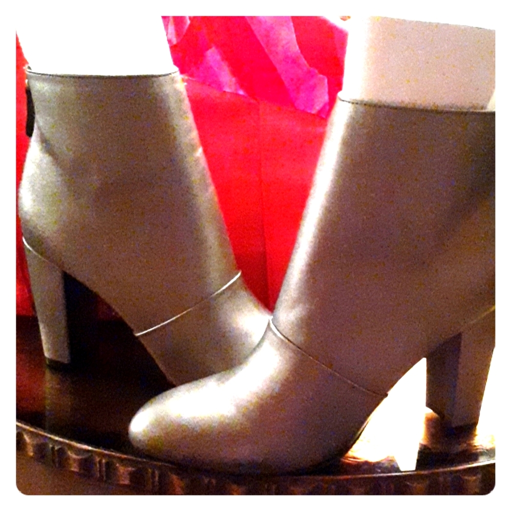Ankle boots